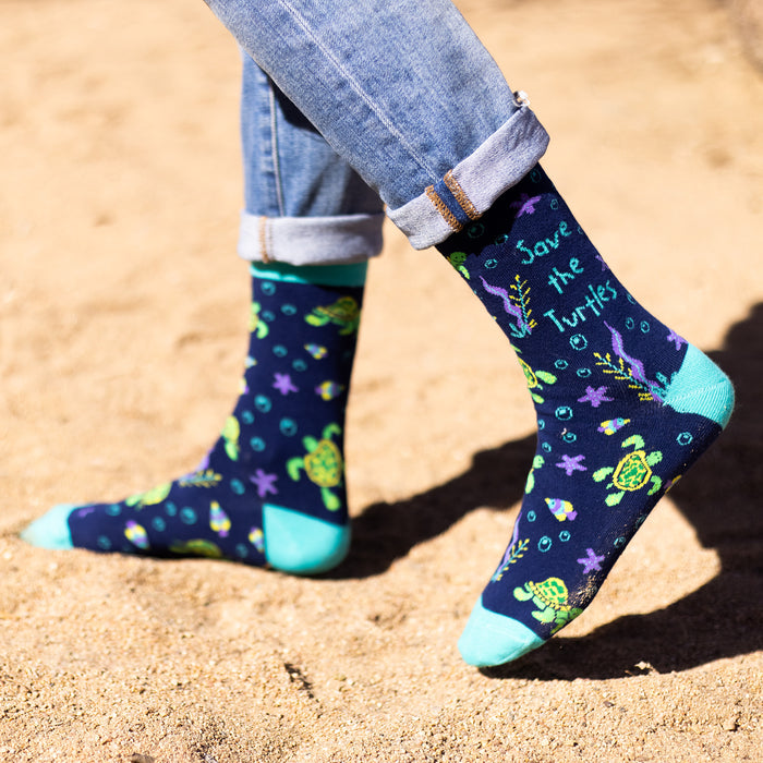 Save The Turtles Socks